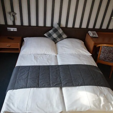 Bauschheimer Hof 3*
