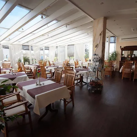 Bauschheimer Hof 3* 루셀스하임