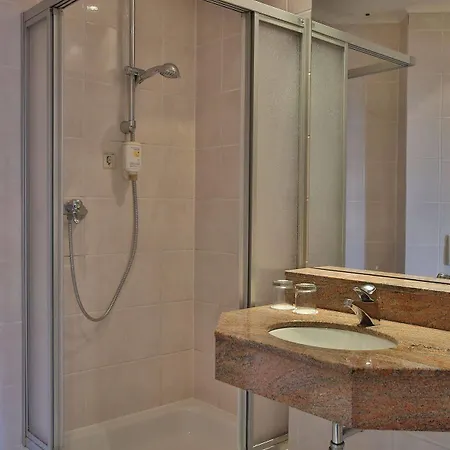 Bauschheimer Hof 3*