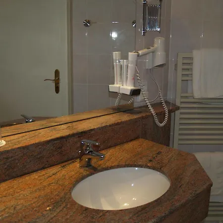 Bauschheimer Hof 호텔