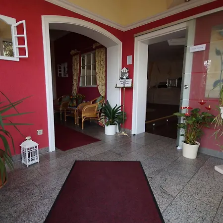 Bauschheimer Hof 3*