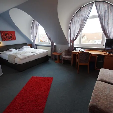 Bauschheimer Hof 3*