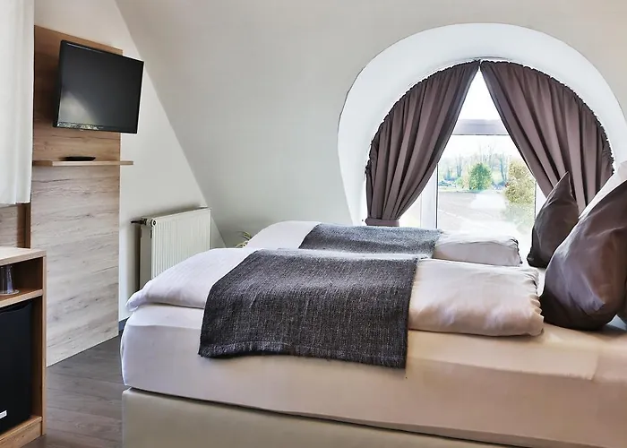 Hotel Bauschheimer Hof 3*