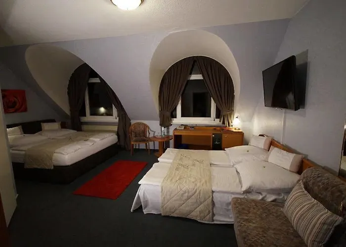 Hotel Bauschheimer Hof 3*