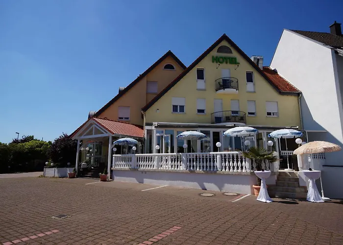 Hotel Bauschheimer Hof 3*